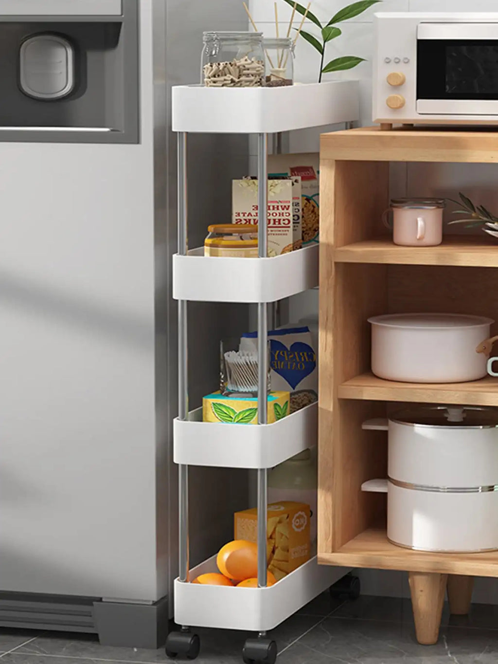 Chariot utilitaire roulant à 3/4 niveaux